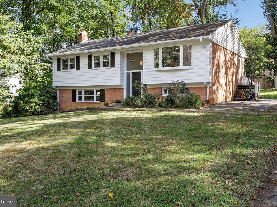 1st image of 2263 Providence St