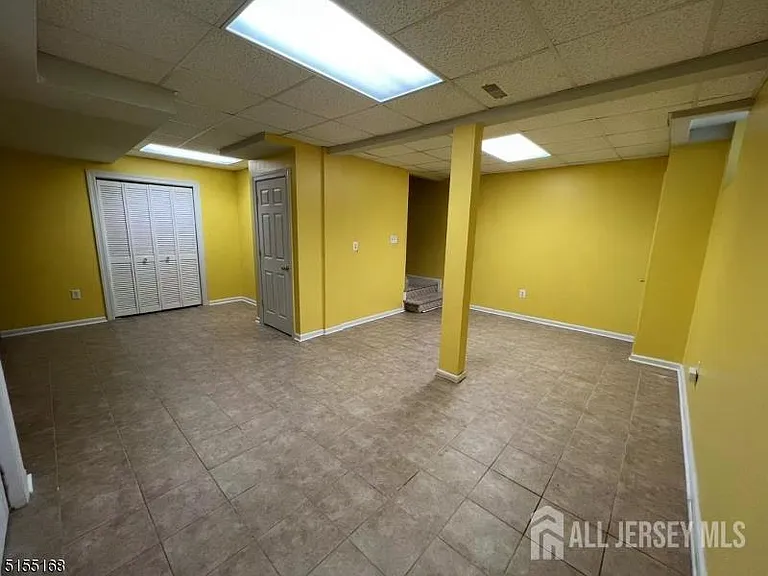 294 Dorset Ct — Photo 12
