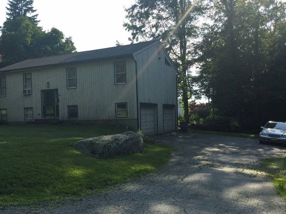 2nd image of 16 Lafayette Rd
