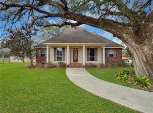 107 Setter Ln, Pearl River, LA 70452