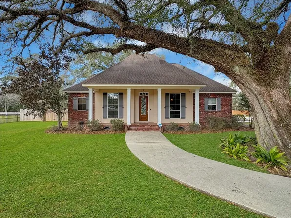 107 Setter Ln, Pearl River, LA 70452