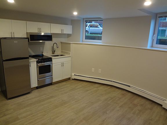 4th image of 15 Seaverns Ave APT 2