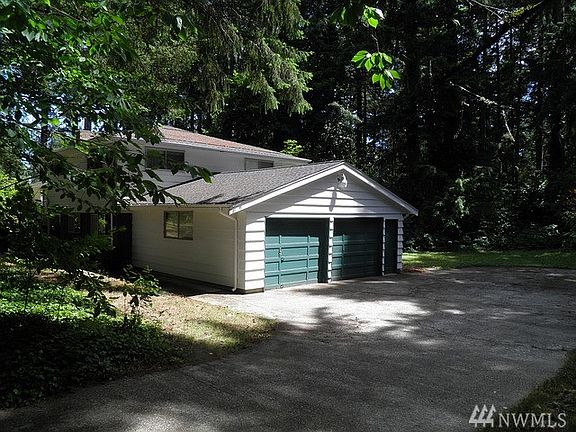 3rd image of 9612 118th St E