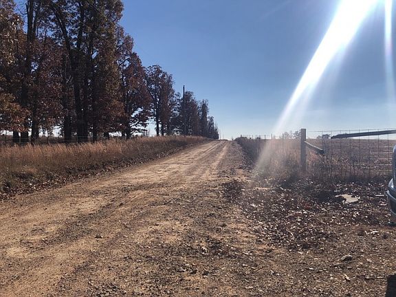 4th image of 777 Statler Ln