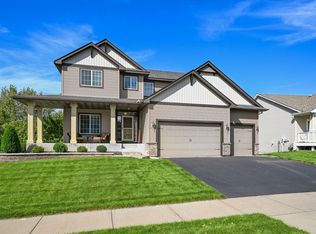 19871 Dover Dr, Farmington, MN 55024