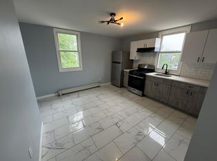722 Grove St #3A, Irvington, NJ 07111