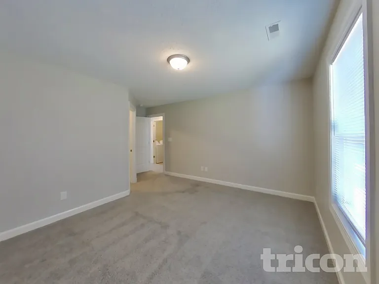 2990 Parkview Dr — Photo 14