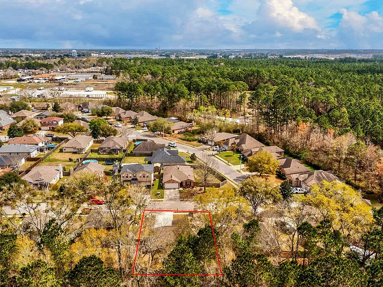 10261 English Manor Dr — Photo 29