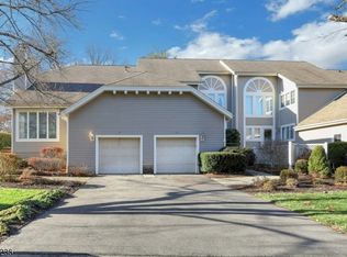 10 Greenup Ct #10, Wayne, NJ 07470