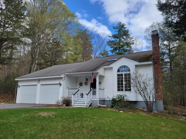 24 Winterhaven Road, Wolfeboro, NH 03894