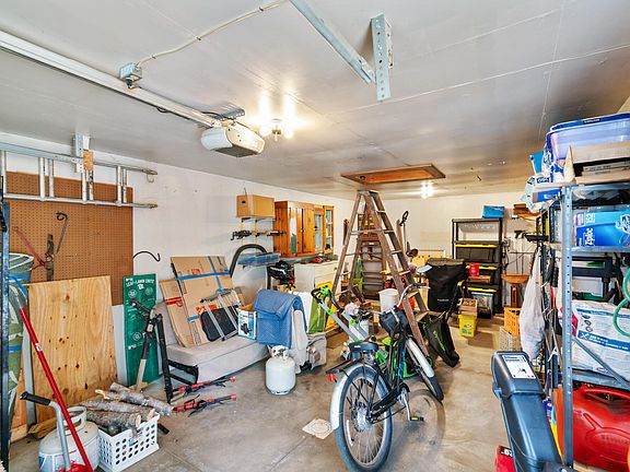 4th image of 6515 South Ave