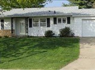 2210 Touchae St, Waterloo, IA 50702