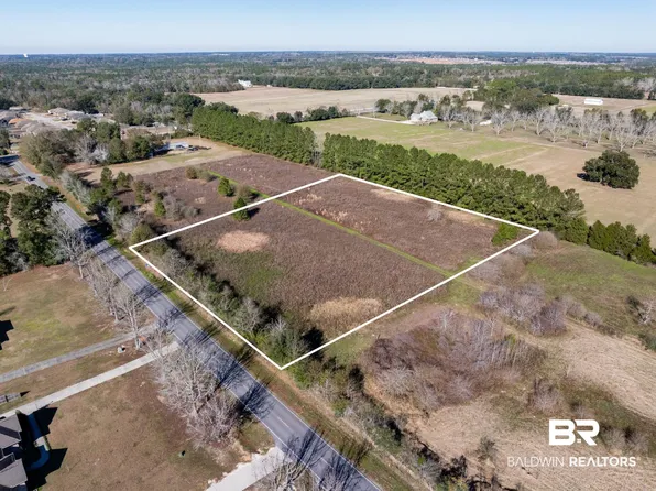13609 White Rd, Silverhill, AL 36576