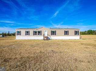 373 Barber Br, Saint George, GA 31562