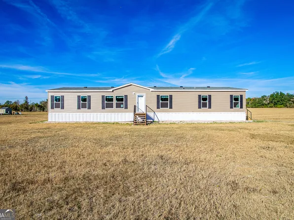 373 Barber Br, Saint George, GA 31562