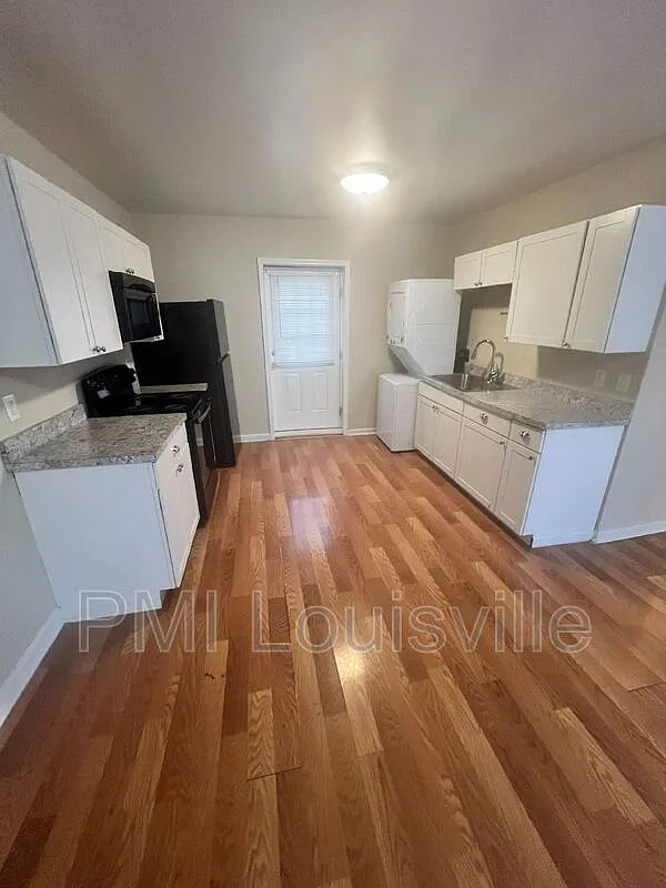 2 bed, 1.0 bath, $1,050 — Photo 3