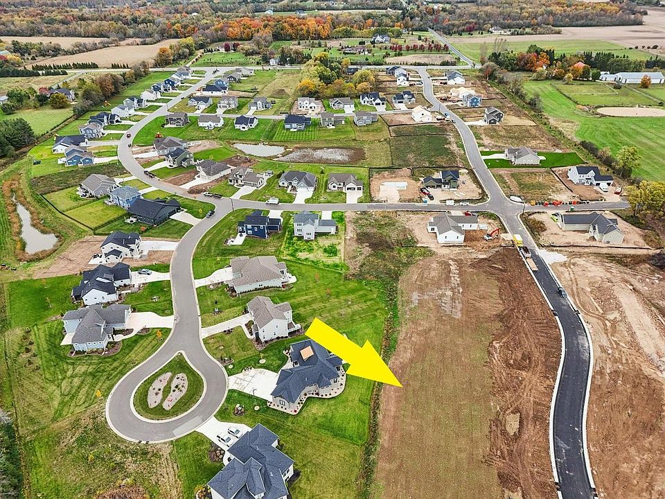 1st image of Lt76 RED HOLLY DRIVE