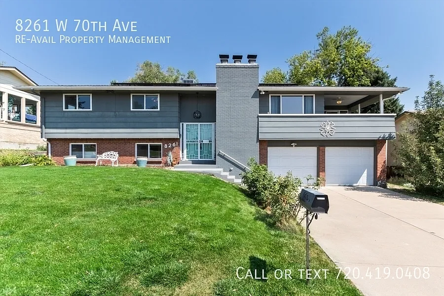 8261 W 70th Ave