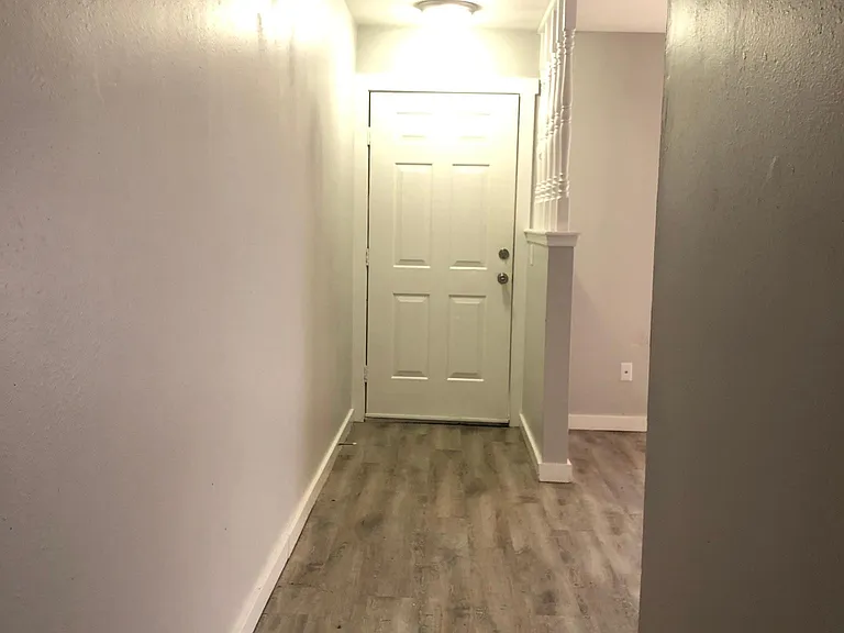 1003 Lockheed St #A — Photo 10