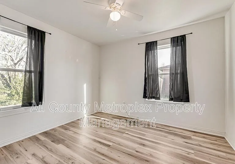 1303 S Medora St #4 — Photo 9