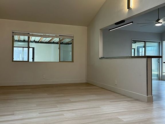 3rd image of 329 Dawn Ct