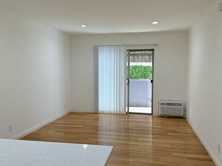 Mediterranean Apartments — Photo 20
