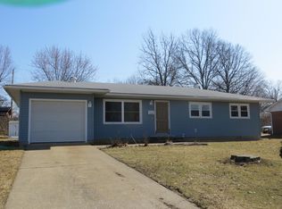 1320 N Kent Rd, Mexico, MO 65265