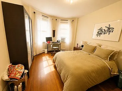 195 Winthrop Rd #3 — Photo 3