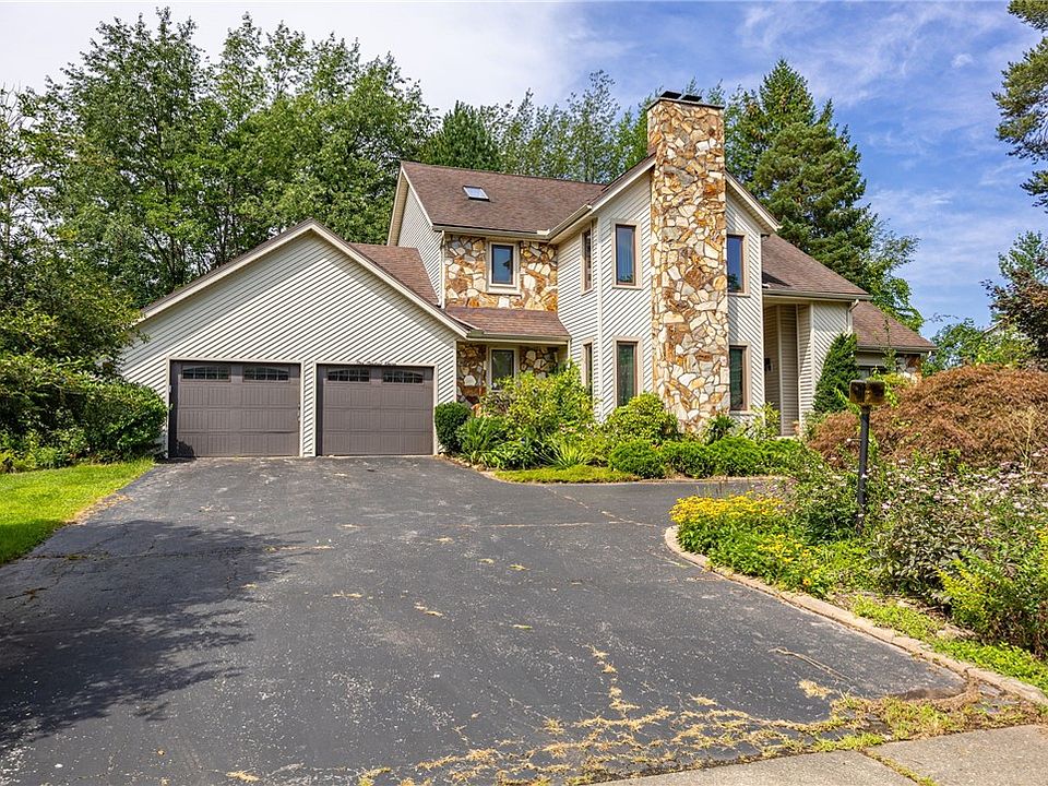 1st image of 111 Woodmill Dr