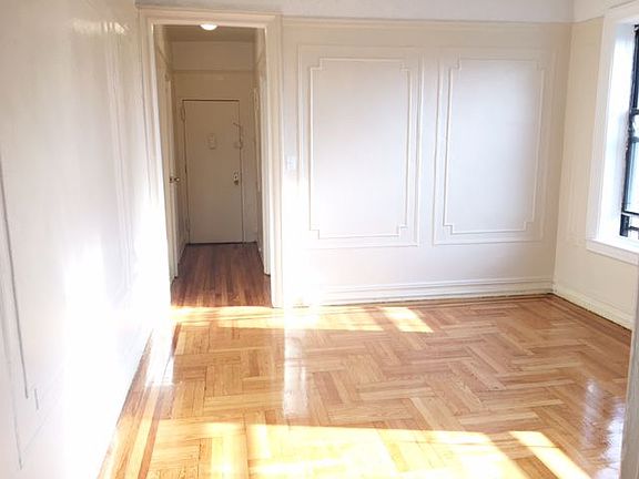 3rd image of 264 E 28th St APT 1D