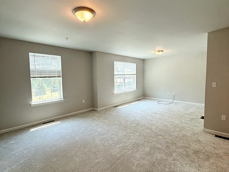 358 E Nesquehoning St — Photo 10