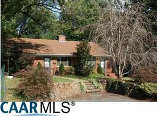 1207 Mowbray Pl #B, Charlottesville, VA 22902