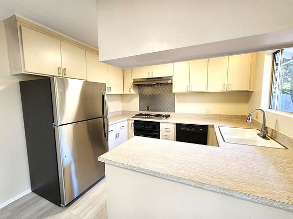 2nd image of 3941 Alma St #0