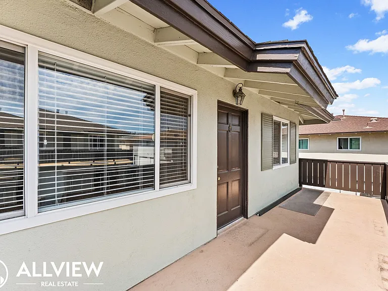 16682 Bartlett Ln — Photo 14