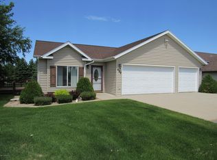 607 10th St W, Park Rapids, MN 56470