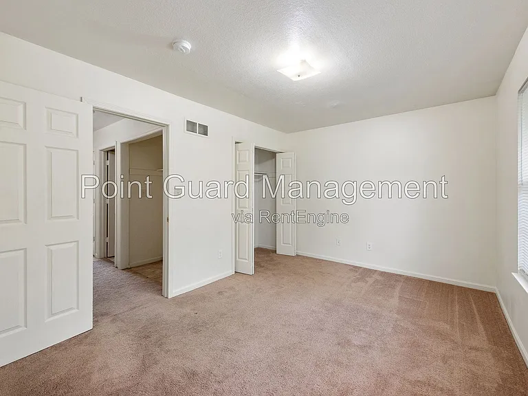 321 W South Ave — Photo 40