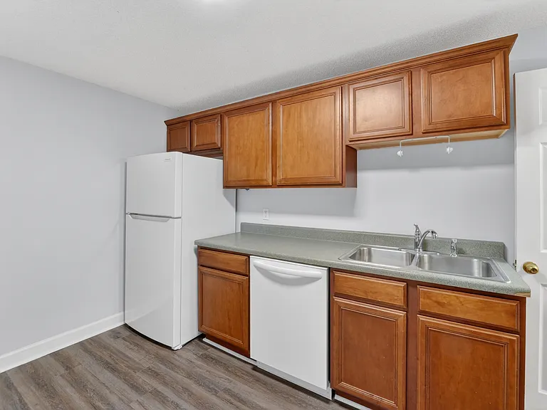 210A W 49th St — Photo 3