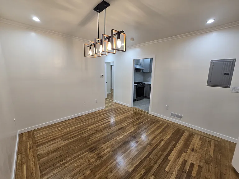 343 Justin Dr — Photo 11