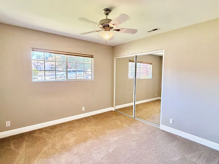 1537 McDonald Rd — Photo 31