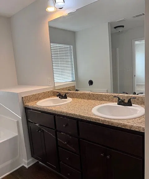 313 Clover Brook Dr — Photo 15