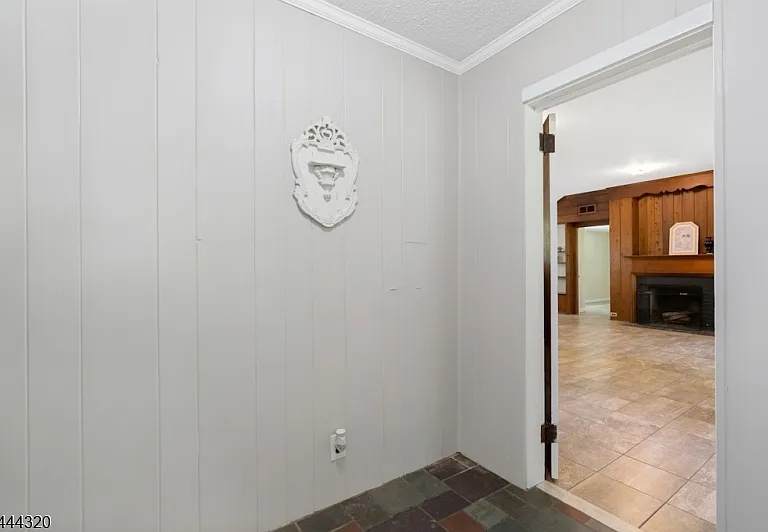 62 Gaston Rd — Photo 4