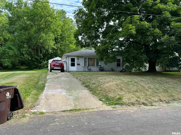 2003 W Martin St, Peoria, IL 61605
