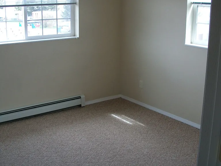 1304 W Babcock St #D — Photo 15