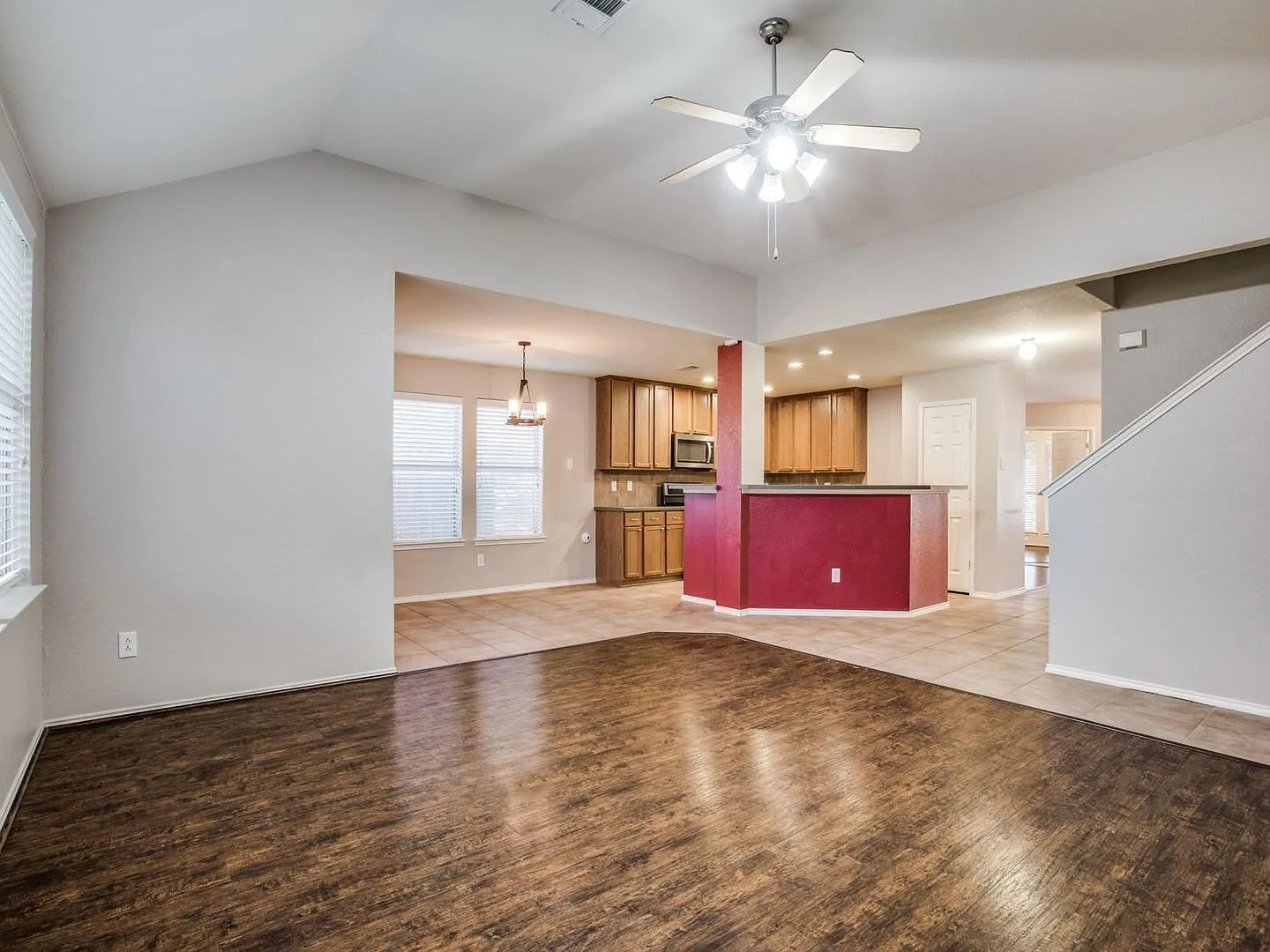 Spacious, Stylish & Move-In Ready4 Bedrooms, a 3-Car Garage & Room for Everyone in Marine Creek R... — Photo 3