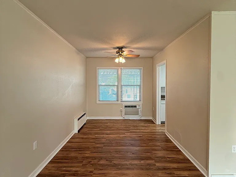 1518 Mahan Ave #1518 — Photo 4
