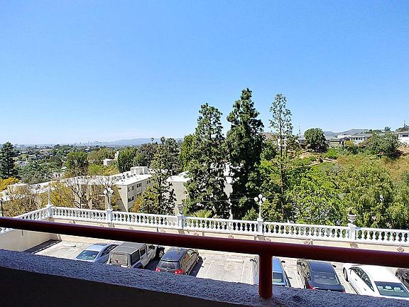 3rd image of 1850 Morton Ave #105