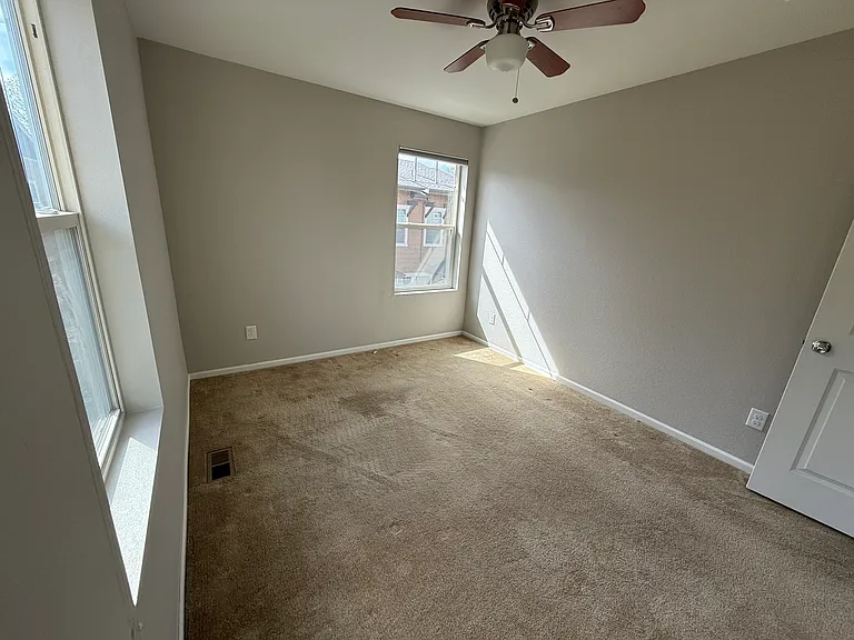 1558 S Dallas Cir — Photo 9