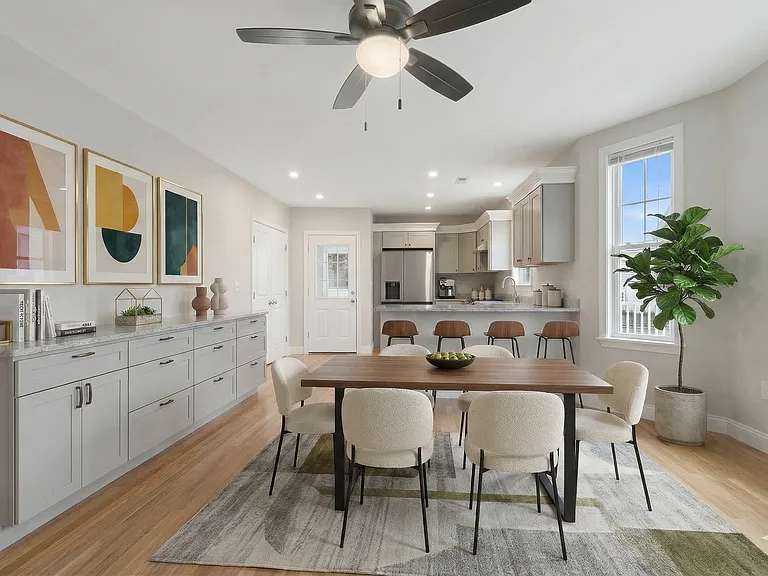 4 Benson St #2 — Photo 1