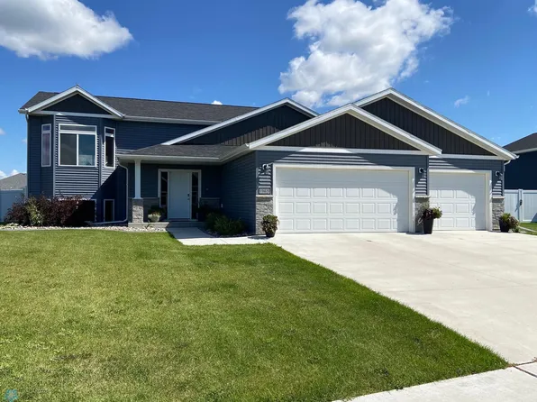 1965 67th Ave S, Fargo, ND 58104