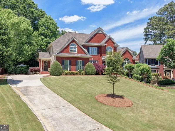 1345 Chattahoochee Run Dr, Suwanee, GA 30024